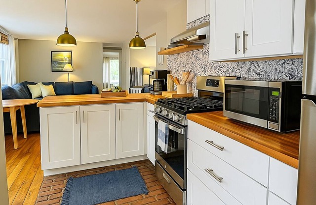 Beautiful rental with private roof deck