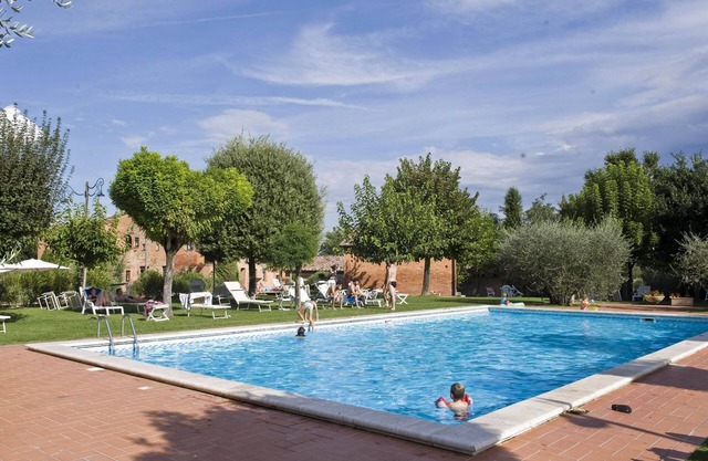 Beautiful resort surrounded by vineyards, one-room apartment