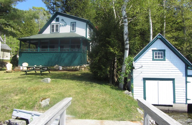 Beautiful Restored Family Camp On Lake Willoughby