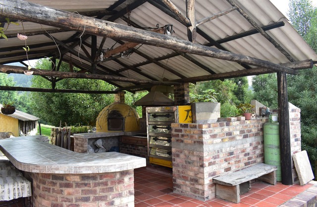 Beautiful rural house with wonderful view, wide external spaces. PetFriendly