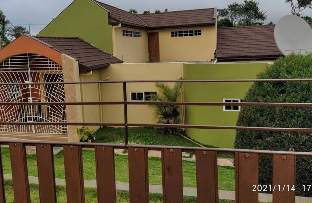 Beautiful self contained apartment in an residential area