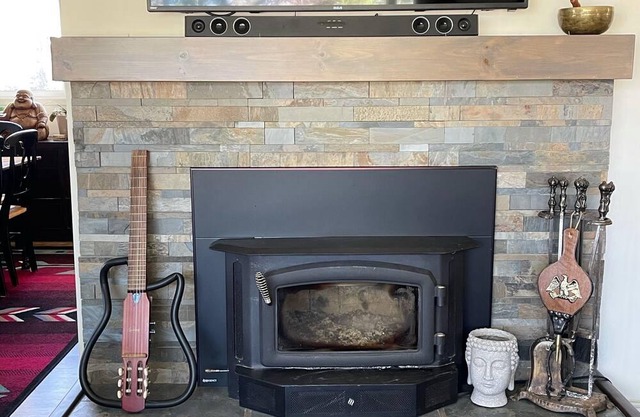 Beautiful Shediac Bay Home ACCOMMODATES 2 FAMILIES COMFORTABLY!