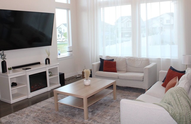 Beautiful Spacious Family Home! 2 car garage, fenced yard, next to a playground!