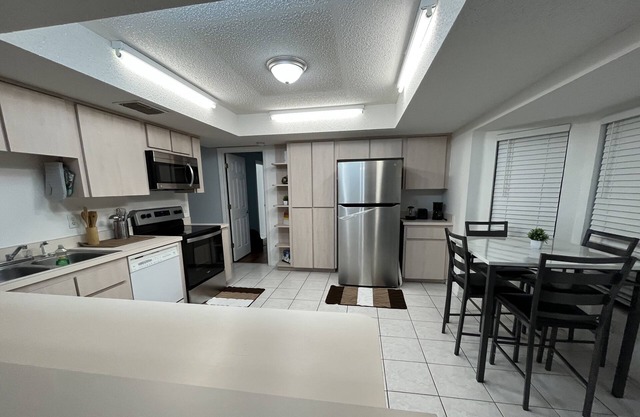 Beautiful, Spacious Home in Marion Oaks. Lots of Privacy, Huge Fenced Backyard