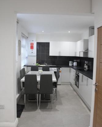 Beautiful, Spacious, Old Trafford home