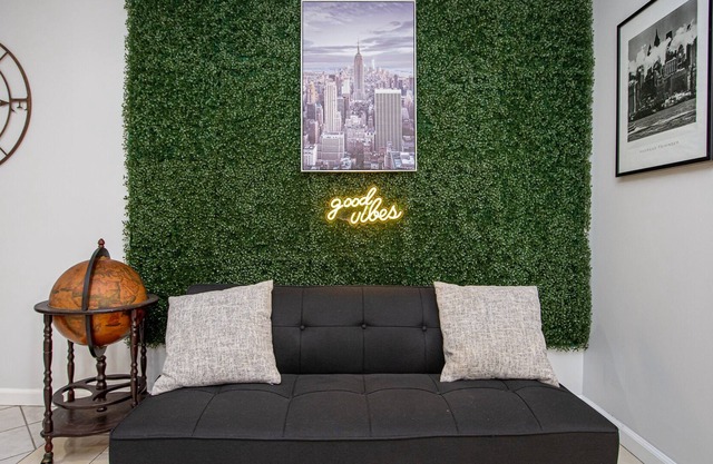 Beautiful Spacious Apartment 10mins New York with parking