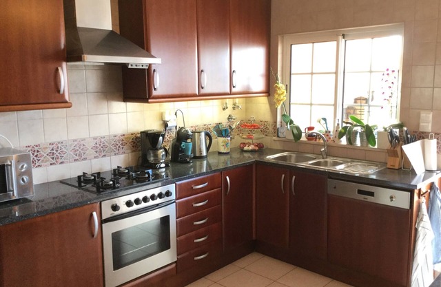 Beautiful spacious villa with private pool, AC and walking distance to the town