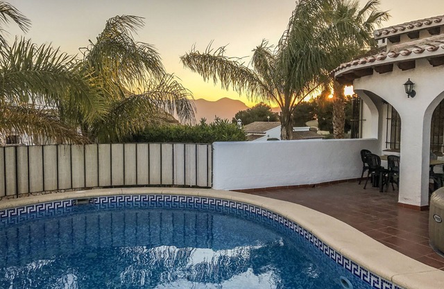 Beautiful Spanish Villa with private pool
