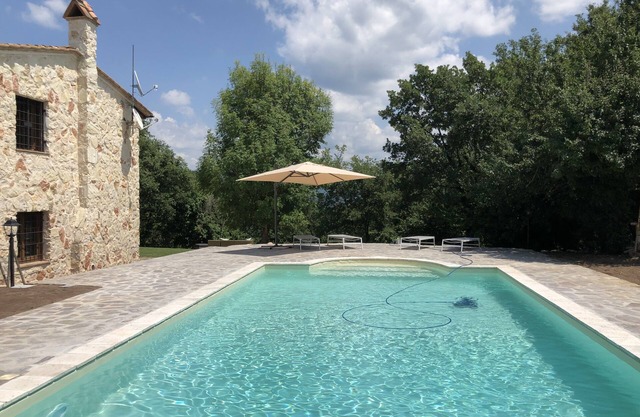 Beautiful stone country villa in the hills