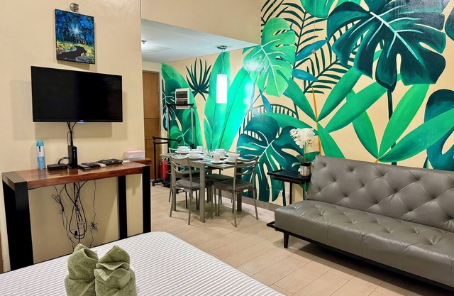 Beautiful Studio Near Resorts World NAIA T3