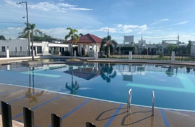 BEAUTIFUL SUMMER HOUSE NEAR GIRARDOT