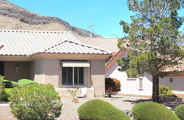 Beautiful Sun City Summerlin " Del Webb " 55+ Age-Restricted Community