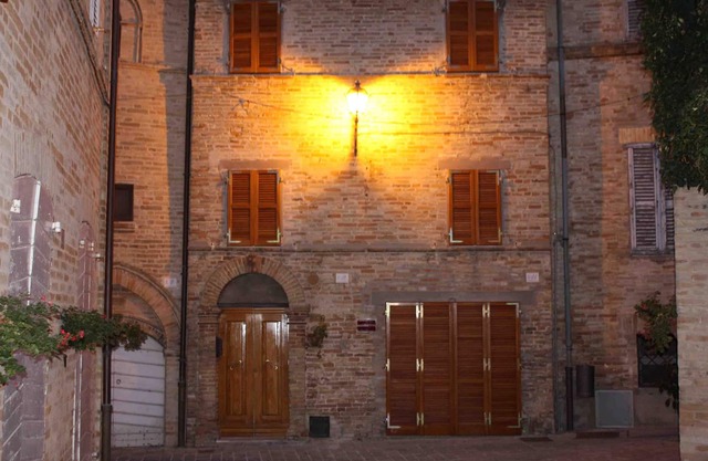 Beautiful Town house in Medieval Hilltop Village