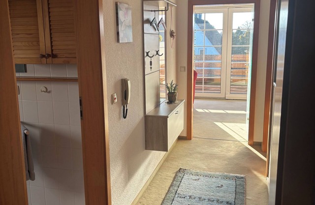 Beautiful top floor apartment with balcony in Osloß