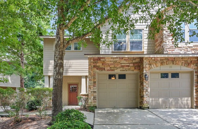 Beautiful Townhome in The Woodlands