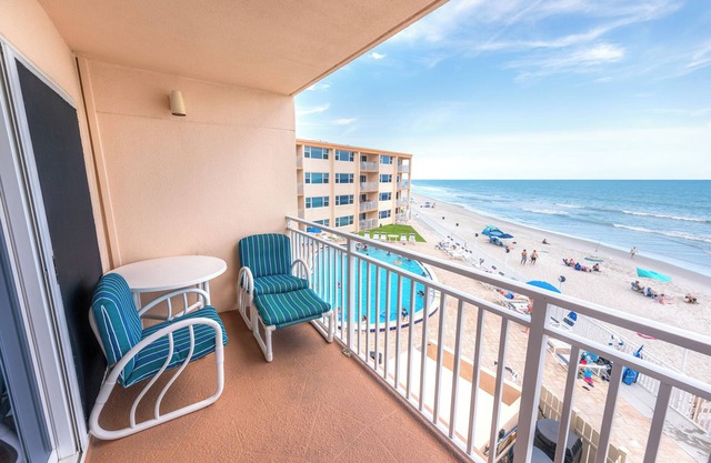 Beautiful udpdated 2 bed 2 bath ocean front condo with amazing ocean views!