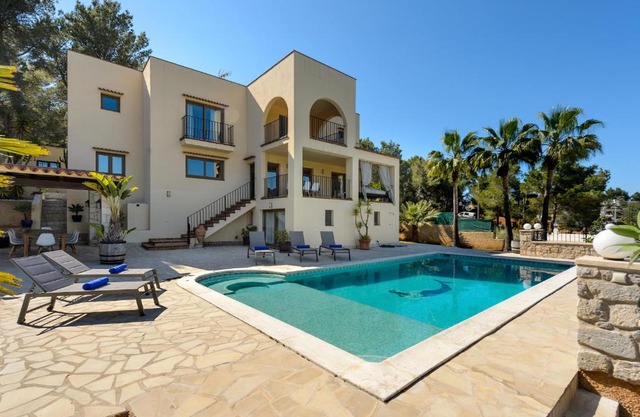 Beautiful Villa Rafaella