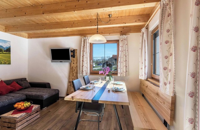 Beautiful Vacation Apartment "Rupertiwinkl" with Wi-Fi