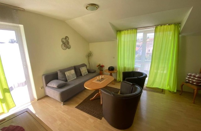 Beautiful vacation apartment with two balconies