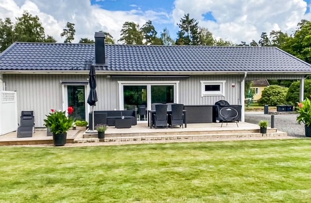 Beautiful vacation home with a nice, large terrace.