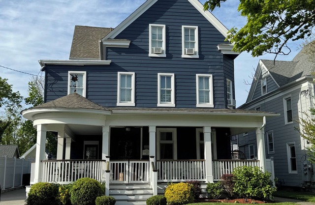 Beautiful Victorian Two Blocks From beach in-ground pool & parking STR-25-00677