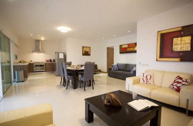 Beautiful view, style, comfort and good location