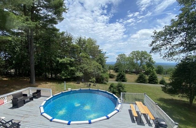 Beautiful views Home in Catskill