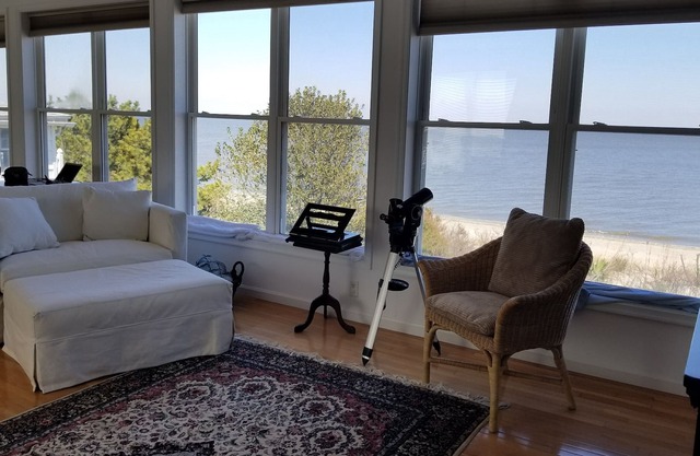 Beautiful Views in Slaughter Beach! 3BR/2BA cottage on the beach - Sleeps 7