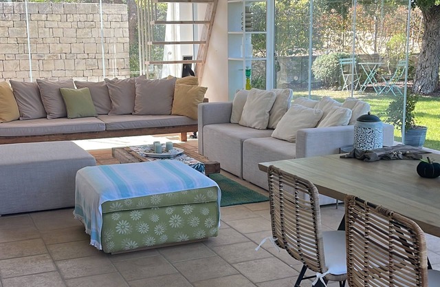 Beautiful villa for rent, close to the sea, 150mp with a 700mp garden