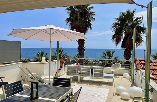 Beautiful villa for 7 people with WIFI, A/C, TV, terrace and parking