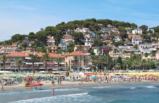 Beautiful villa for 4 guests with WIFI, terrace and pets allowed