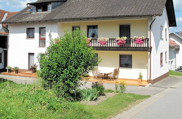 Beautiful villa for 5 guests with WIFI, TV, terrace and parking