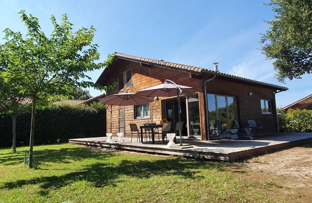 Beautiful villa for 8; 3 km away from the beach