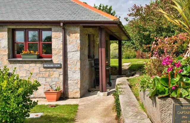 Beautiful villa for 2 guests with WIFI and parking