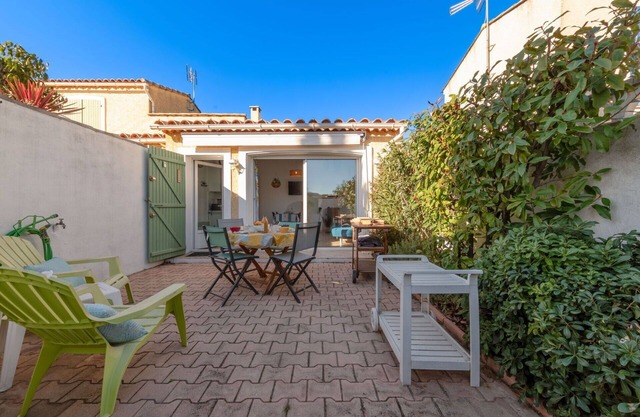 Beautiful villa for 4 people with WIFI, A/C, TV and terrace