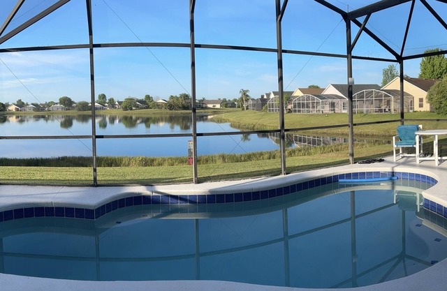 Beautiful Villa in Kissimmee, Florida with Private Pool & Free Wifi