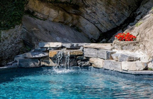 Beautiful villa IX century pied dans l'eau with p/pool