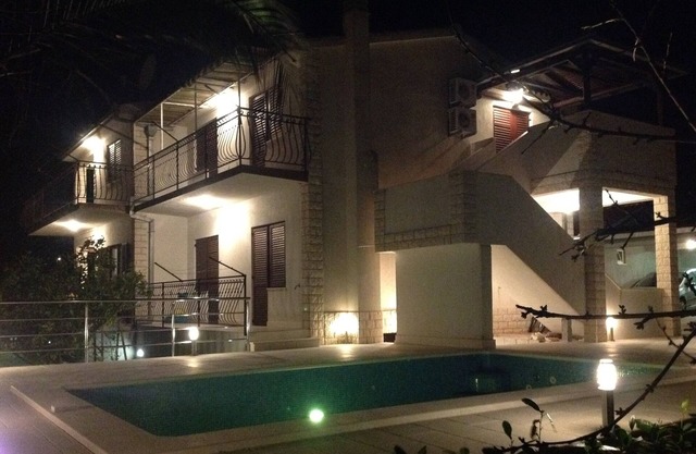 Beautiful Villa Martini with Pool - Vrsine