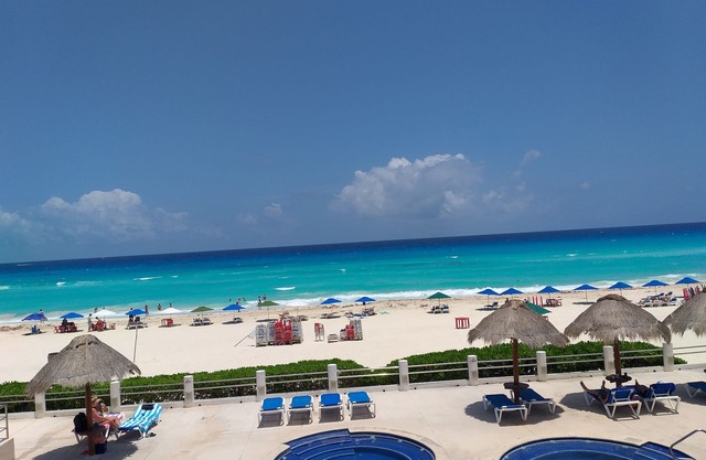 BEAUTIFUL VILLA ON THE BEST BEACH OF CANCUN