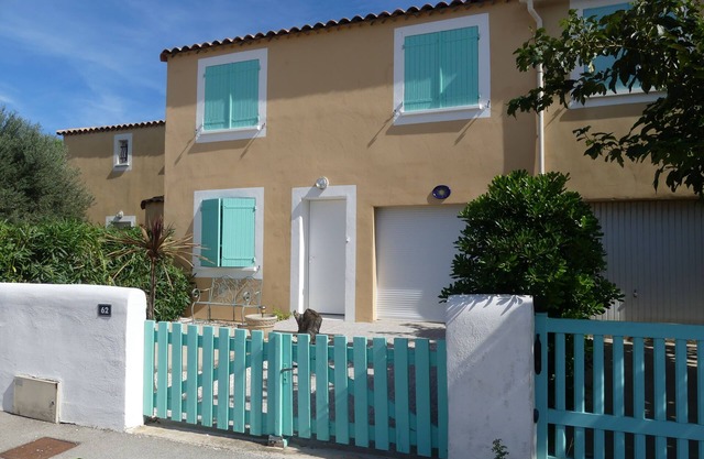 Beautiful Villa near Mediterranean & Lake in traditional village,