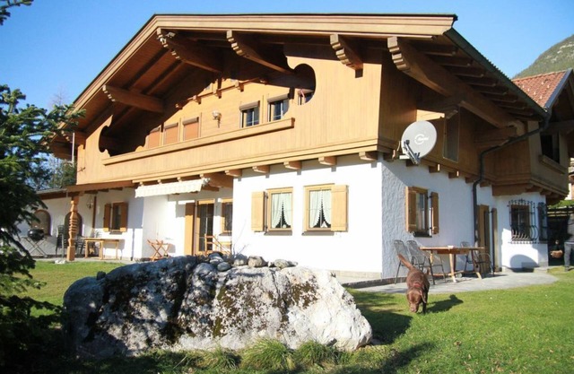 Beautiful villa with lake view, only a few minutes away from Lake Achensee.