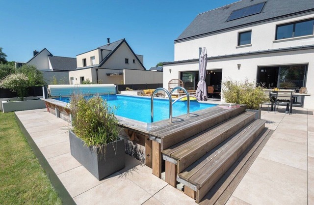 Beautiful villa with pool, 10 minutes from the beach by Groom*