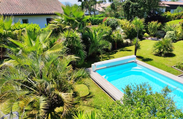 Beautiful villa with pool in BIARRITZ/BIDART.