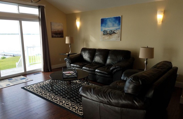 Beautiful Waterfront Home on Bay of Quinte.