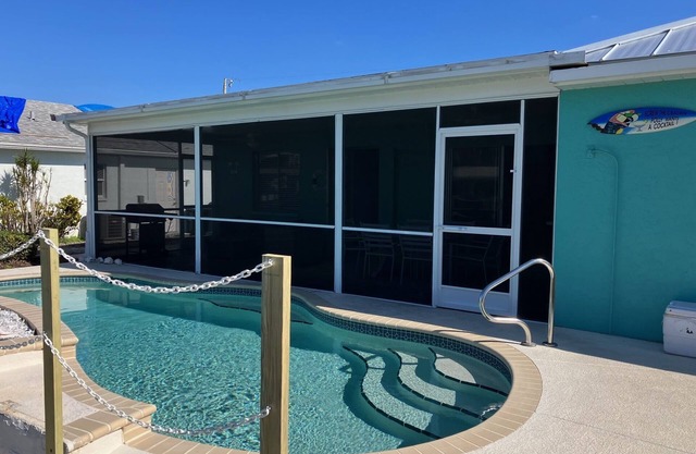 Beautiful waterfront home, new refinished heated pool, boat dock bikes & kayaks!