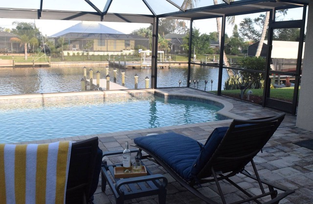 Beautiful Waterfront Property, Direct Gulf Access, Saltwater Heated Pool & Spa