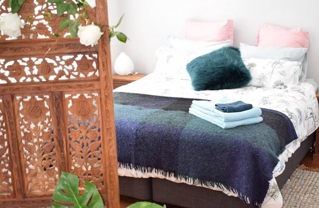 Beautiful Waterside Studio Apartment