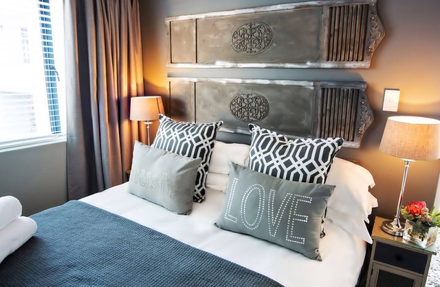 Beautiful two-bedroom self-catering unit in the heart of historic Stellenbosch
