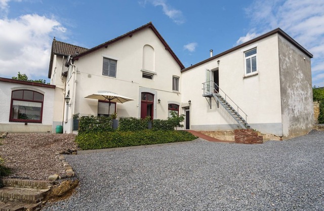 Beautifully decorated and spacious apartment in the heart of South Limburg