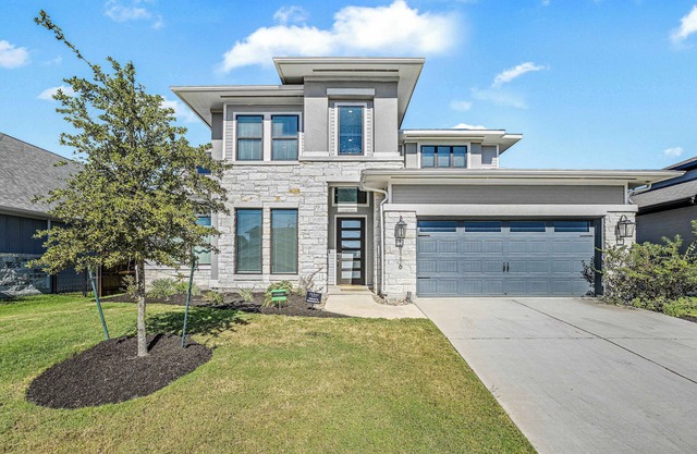 Beautifully Furnished Dog-Friendly Home